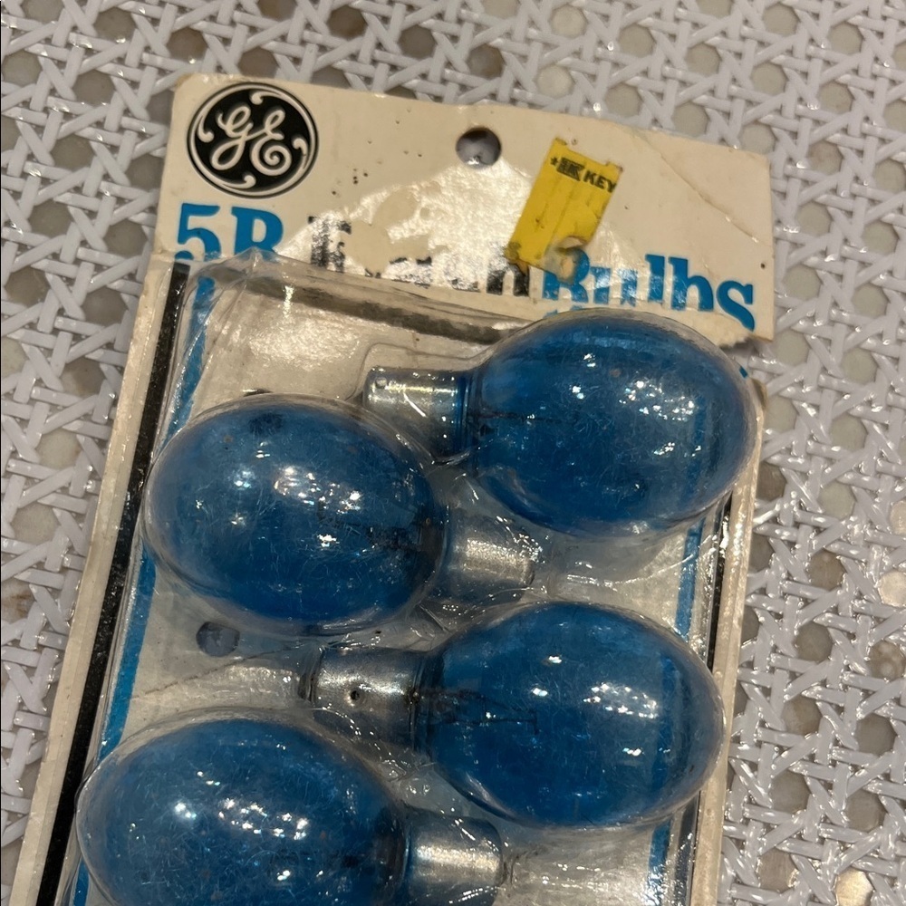 GE Blue Vintage Flashbulbs Pack Never Opened - Picture 2 of 4